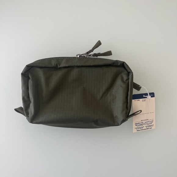 NWT Mont-bell Light Pouch Small - Picture 3 of 3
